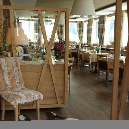 Hotel Pedretti Бранци Экстерьер фото